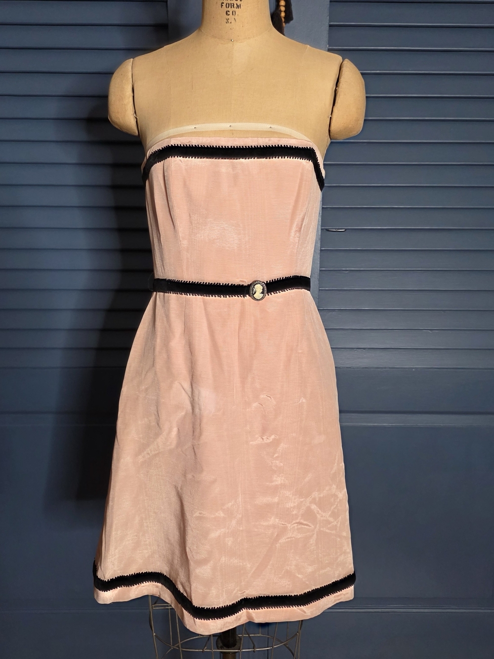 VTG 90s Y2K Kathlin Argiro Atelier Pink Strapless Prom Party Dress Cameo Sz 4